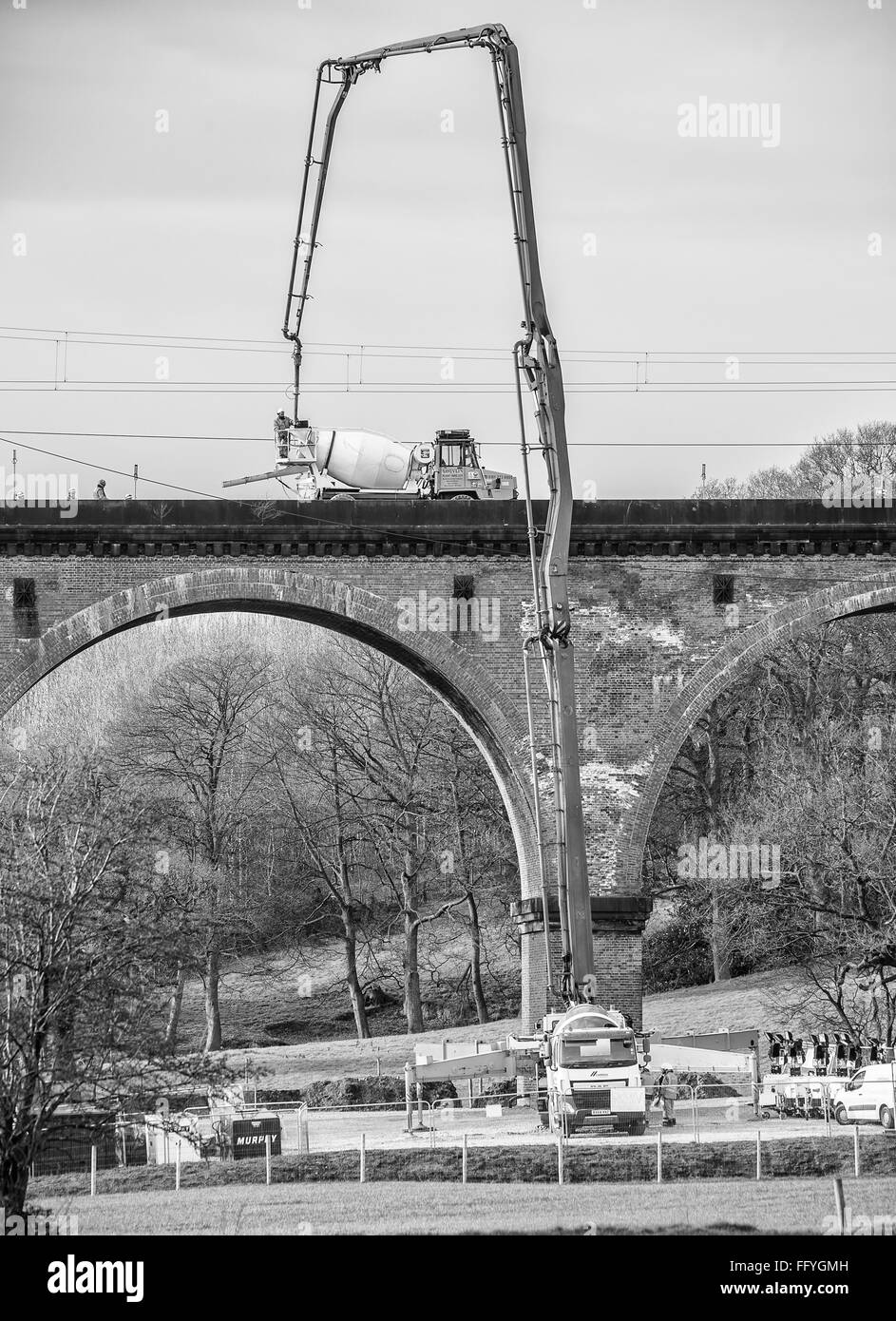Holmes chapel viaduct hires stock photography and images Alamy