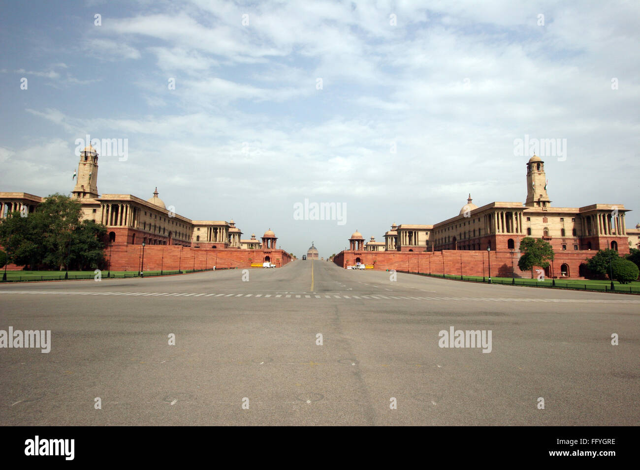 Vijay Chowk and South North Blocks of Rashtrapati Bhavan , New Delhi