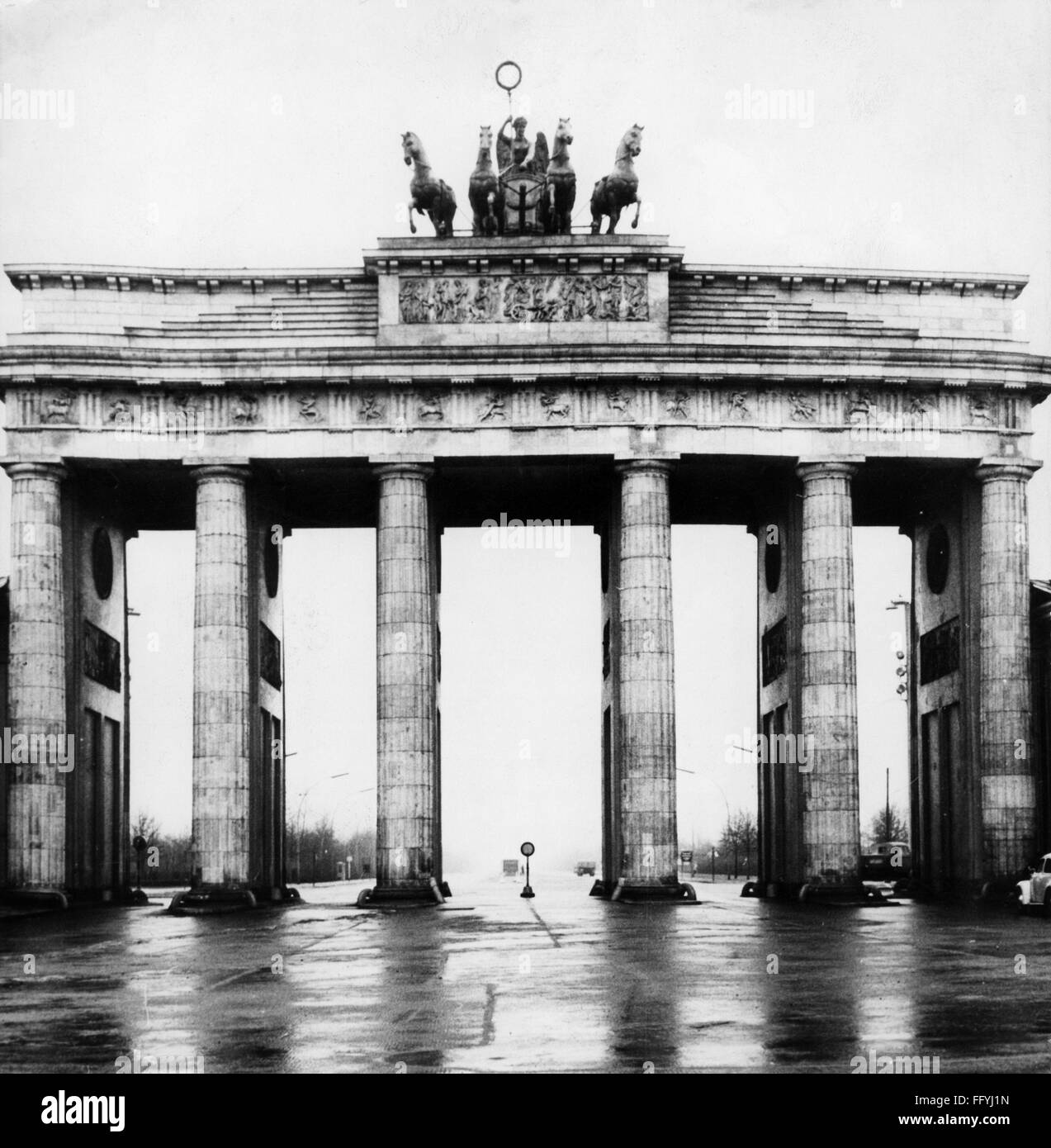 geography / travel, Germany, Berlin, Brandenburg Gate, East side, circa 1960, Additional-Rights-Clearences-Not Available Stock Photo