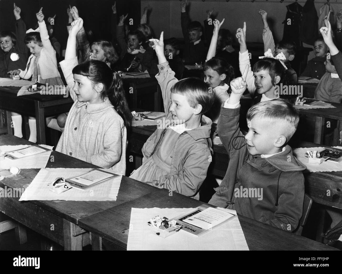 pedagogy, enrollment, first-graders in the classroom, 4th primary school Tempelhof, Berlin, 10.4.1959, Additional-Rights-Clearences-Not Available Stock Photo