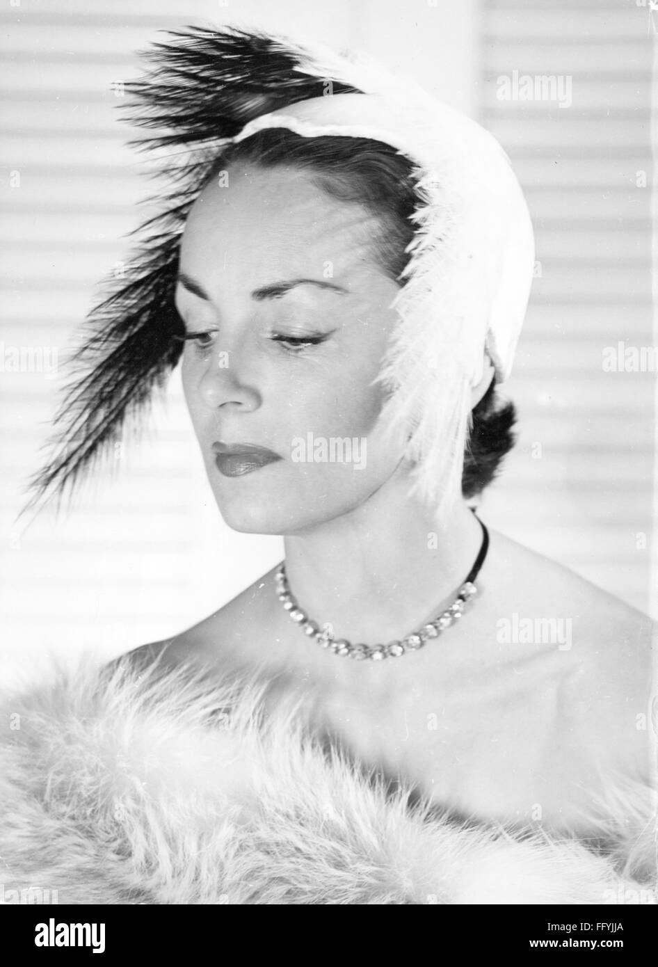 fashion, 1950s, hats, young woman with hat made of white velvet by "Rex", 1950, Additional-Rights-Clearences-Not Available Stock Photo