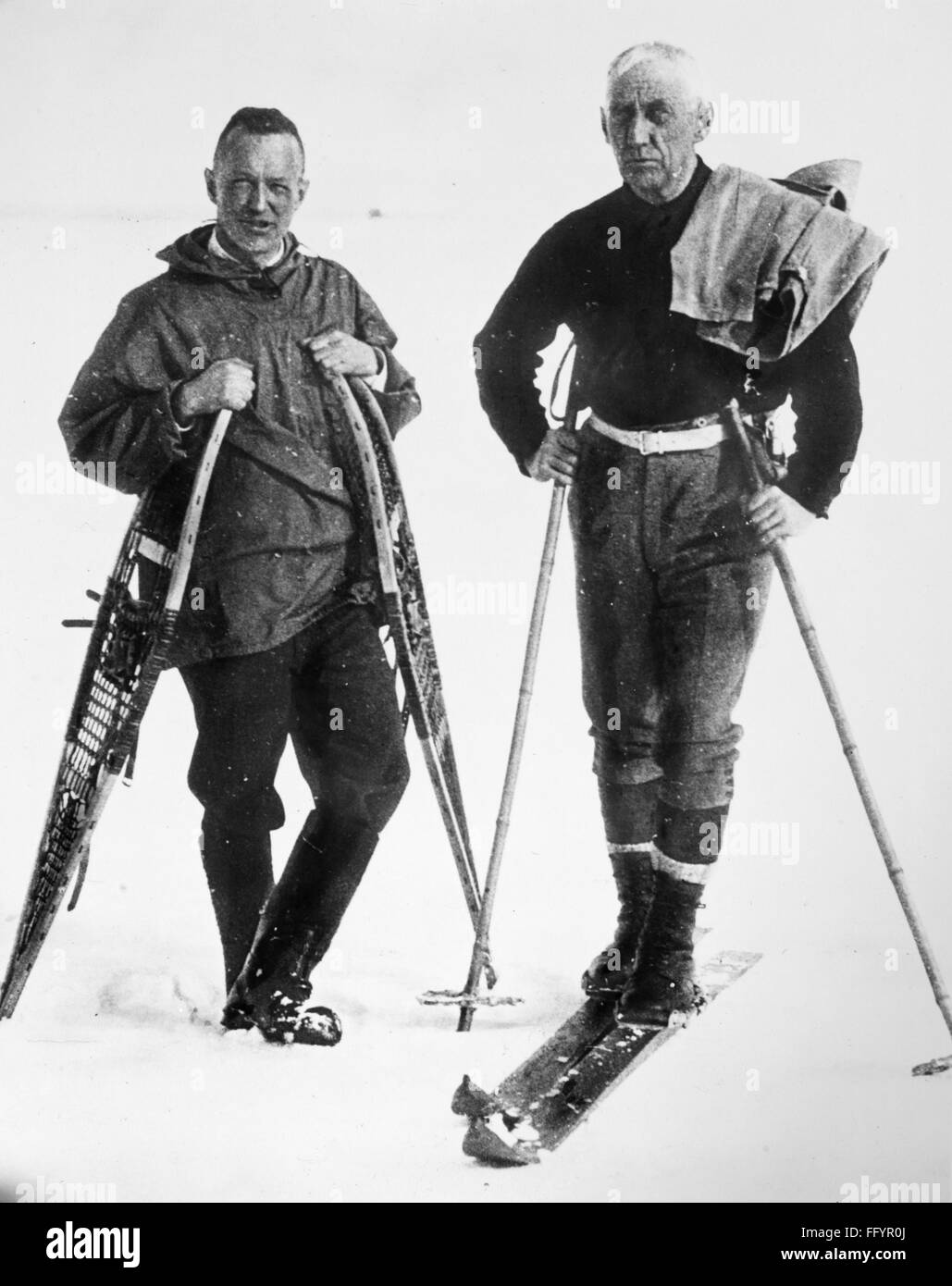 ELLSWORTH & AMUNDSEN, c1926. /nAmerican and Norwegian explorers Lincoln Ellsworth (left) and Roald Amundsen, photographed at Spitsbergen Island, Norway, during an expedition to fly over the North Pole, c1926. Stock Photo