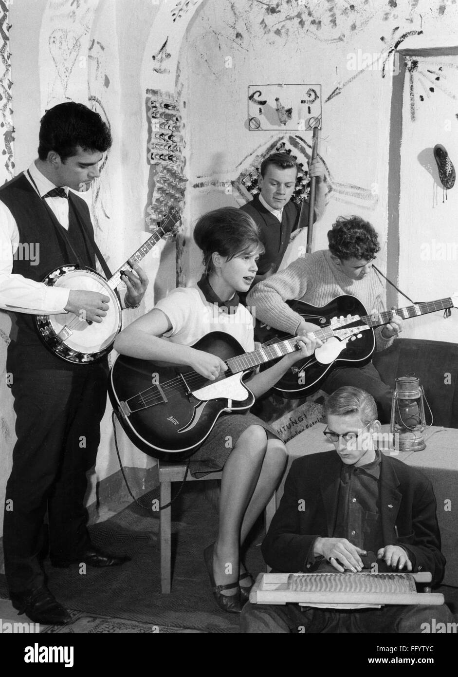 music, music group, band, young people making music, 1960s, Additional-Rights-Clearences-Not Available Stock Photo