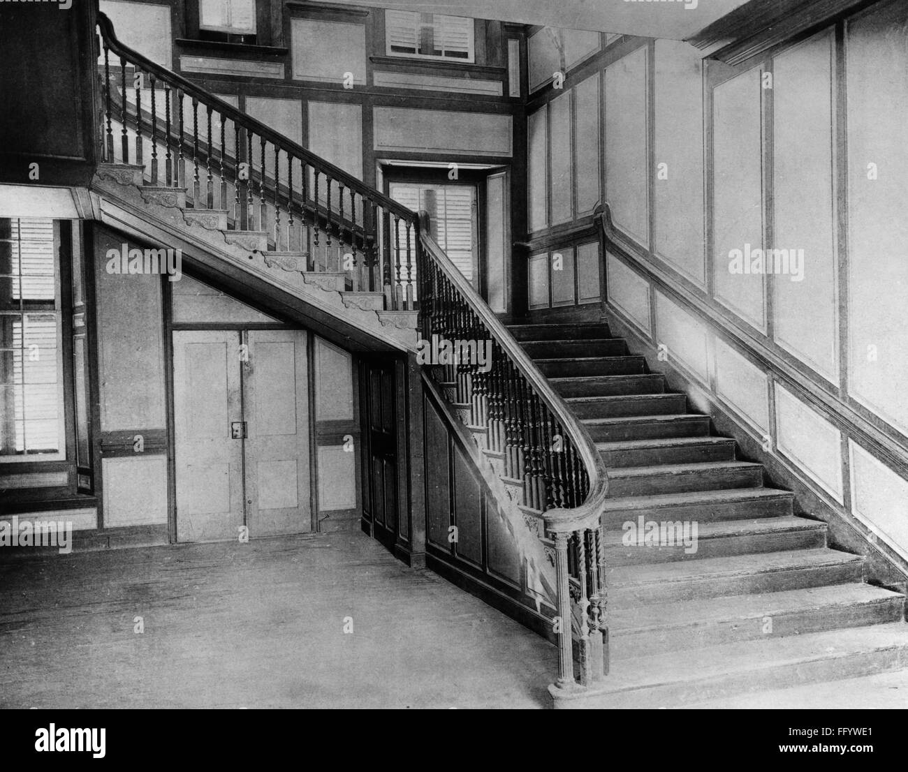 MARYLAND OXON HILL MANOR. /nInterior of Oxon Hill Manor, a neo