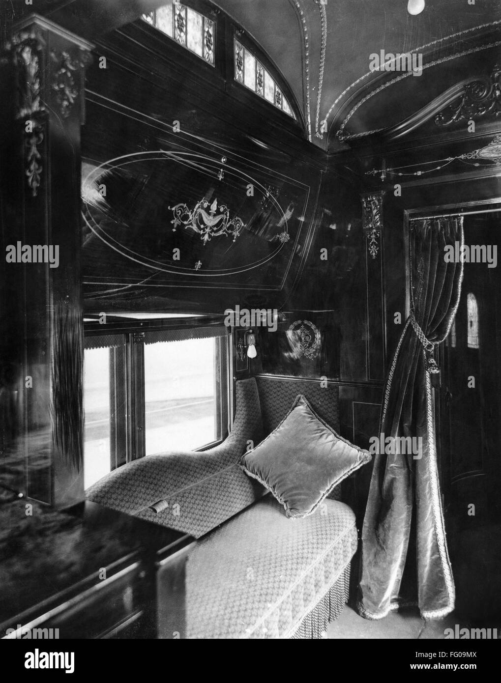 Pullman Car C1903 Ninterior Of A Pullman Sleeping Car Built For The 