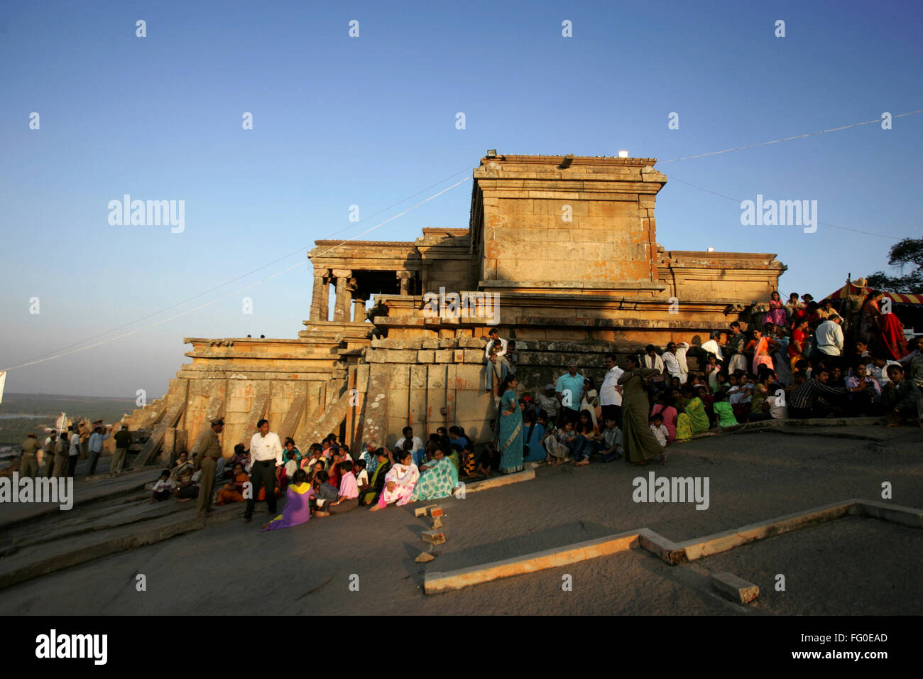 Devotees at mahamasthakabhisheka important Jain festival held once every twelve years town Shravanabelagola Karnataka Stock Photo