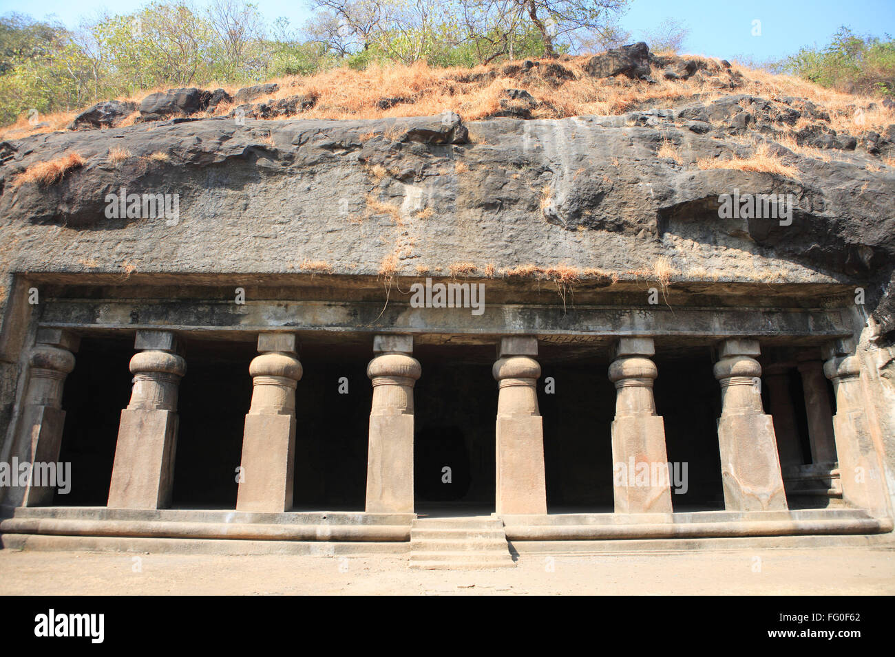 Elephanta Caves (Mumbai) - History, How to Reach, Timings & Online Ticket  Booking