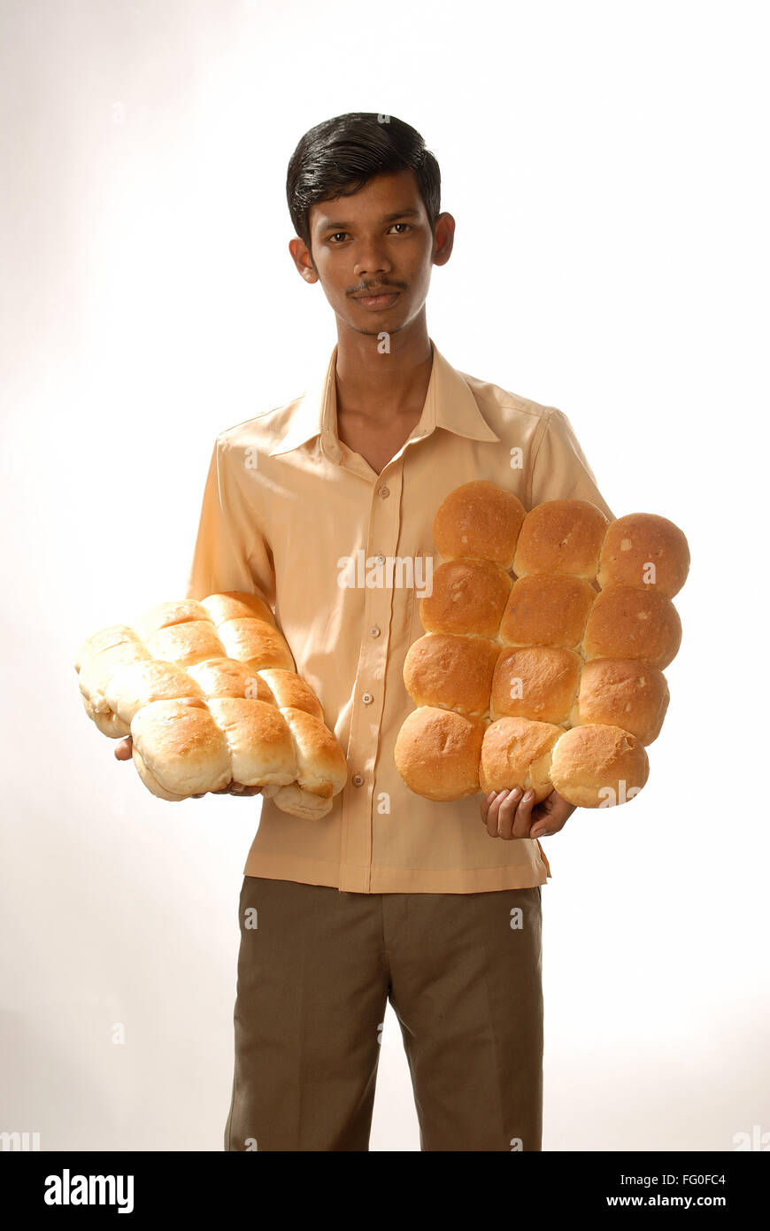 Indian man profession Bread vendor MR 693R Stock Photo Alamy