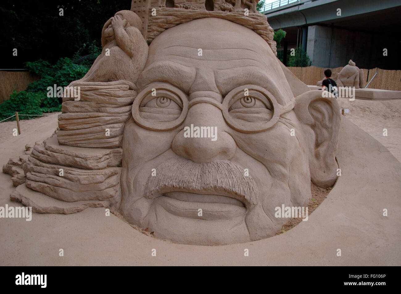 Sandskulpturen im Rahmen von 'Sandsation 2005', einem internationalen Sandskulpturenfestival, das zwischen dem 12.6. und 31.7. 2 Stock Photo