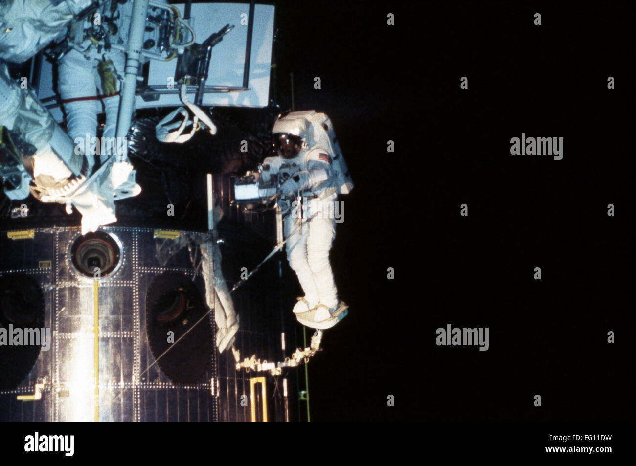 HUBBLE SERVICING, 1993. /nAmerican astronaut Jeffrey Hoffman, anchored to the Space Shuttle
