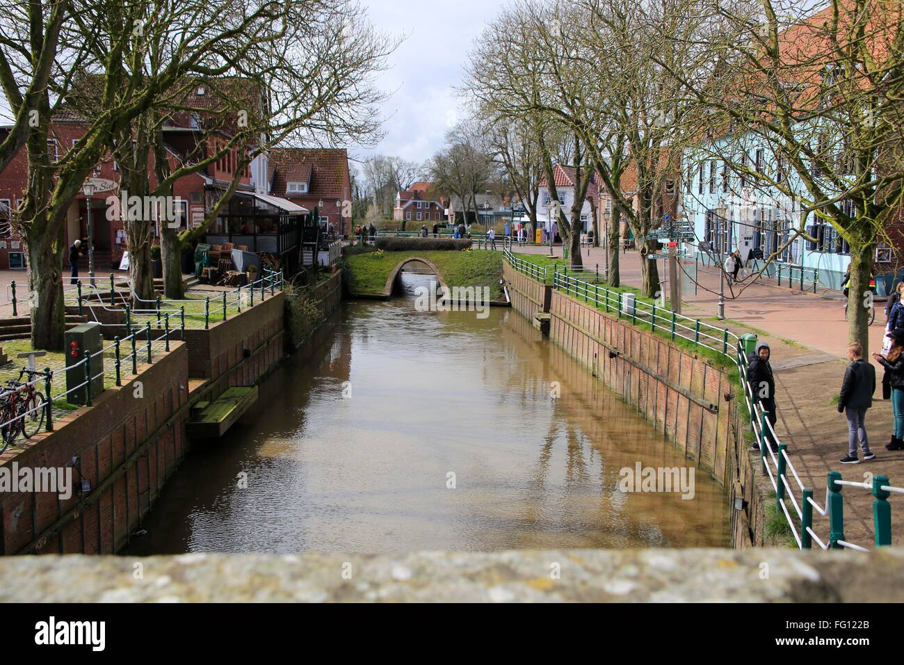 Traditional Friesen houses on the market in brick construction in Greetsiel. Greetsiel has preserved its townscape with the old houses. Greetsiel, UNESCO World Heritage Site Wadden Sea, East Frisia, Lower Saxony, Germany, Europe Photo: April 06, 2015 Stock Photo