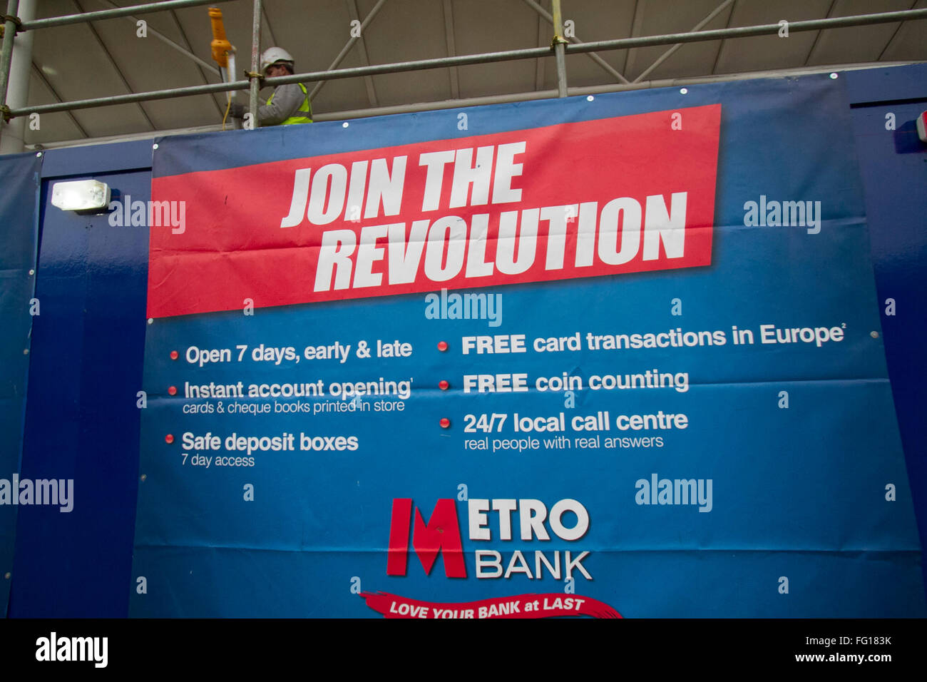 Wimbledon London Uk 17th February 2016 A New Metro Bank Branch Is