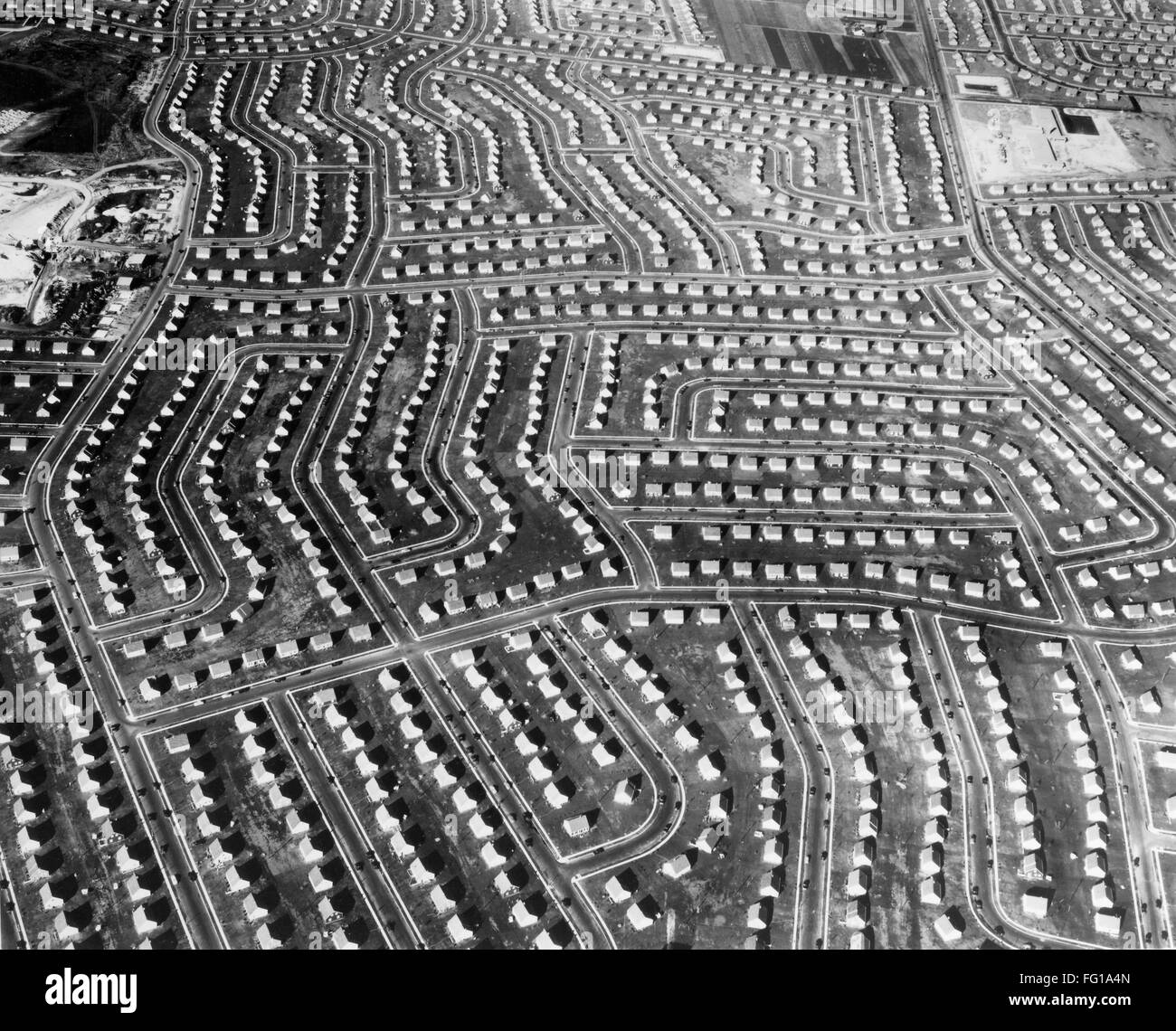 NEW YORK LEVITTOWN, 1949. /nAerial view of Levittown, New York, during