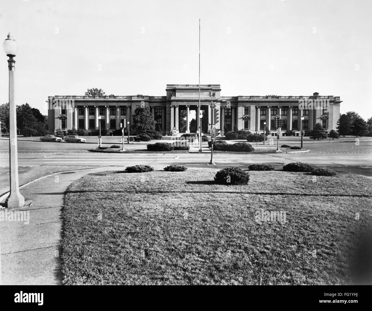 ST. LOUIS FOREST PARK. /nThe Jefferson Memorial Building, built in