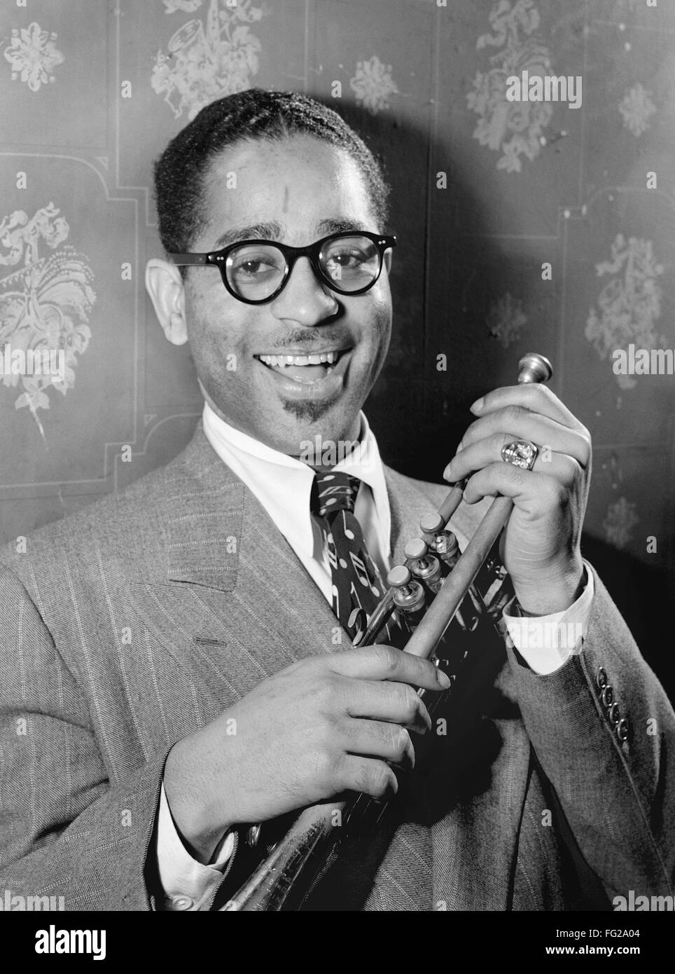 Gillespie dizzy hi-res stock photography and images - Alamy