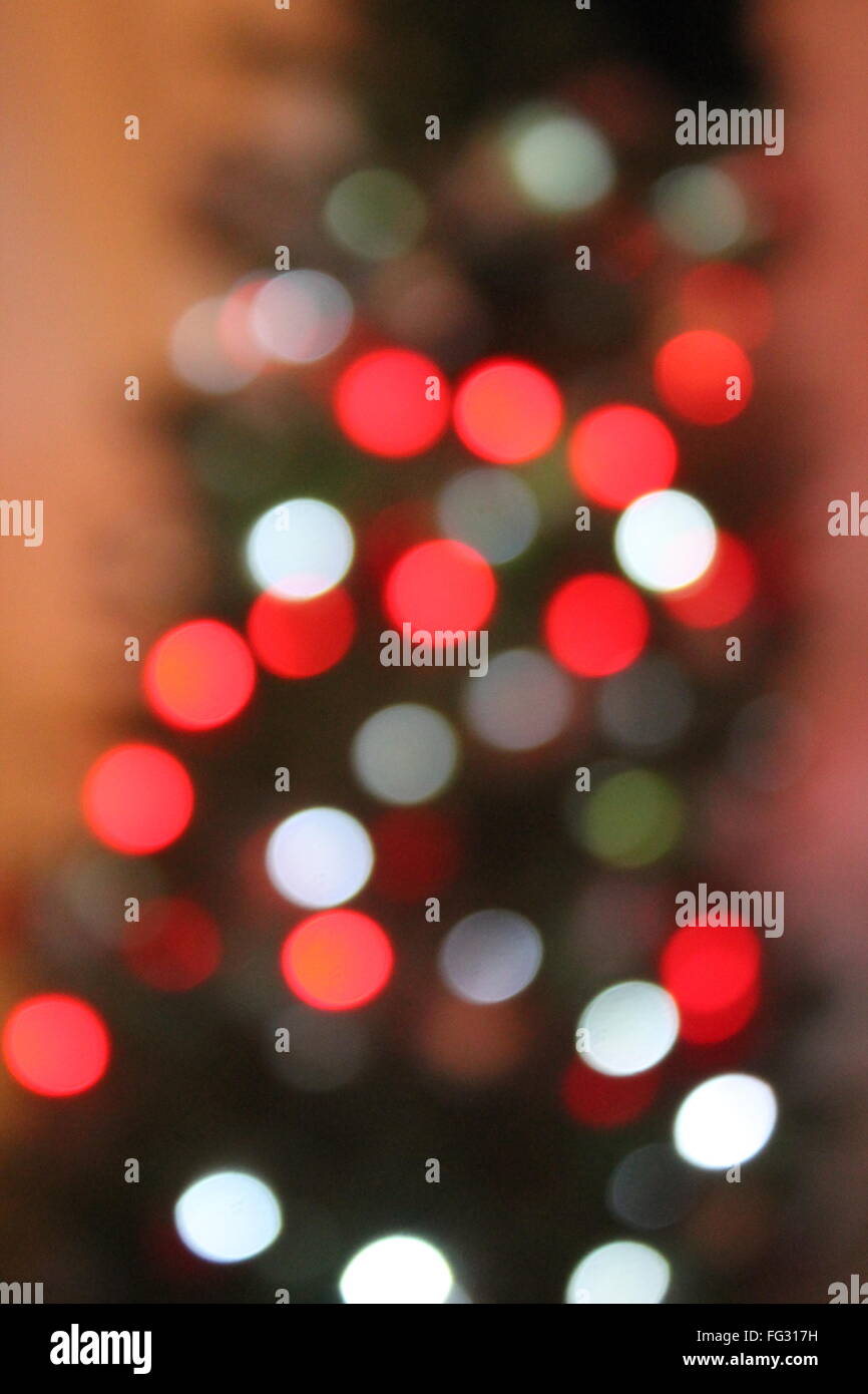 bokeh de-focussed Christmas lights background Stock Photo - Alamy
