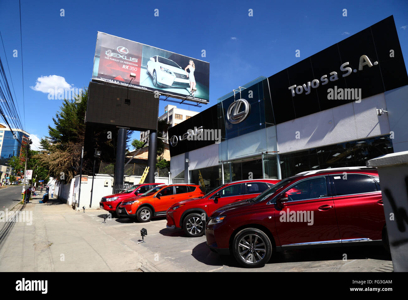 Toyota Lexus Logo High Resolution Stock Photography and Images - Alamy