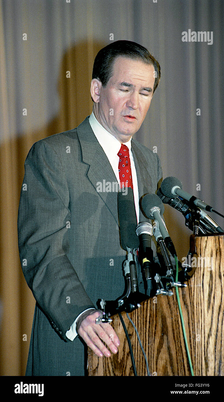 Pat buchanan american conservative hi-res stock photography and images