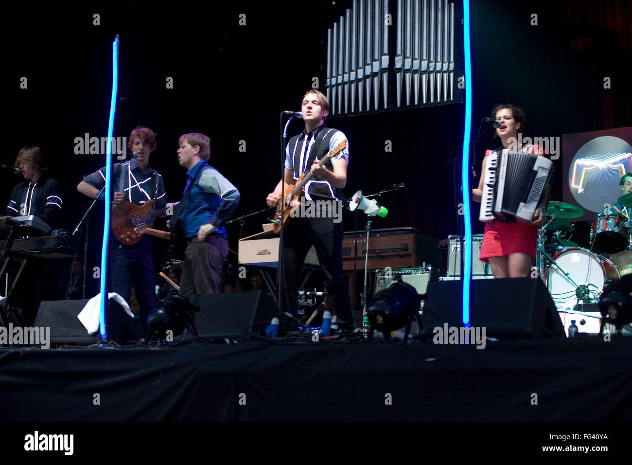 Arcade Fire performs a live music video for 'Afterlife' - The Strut