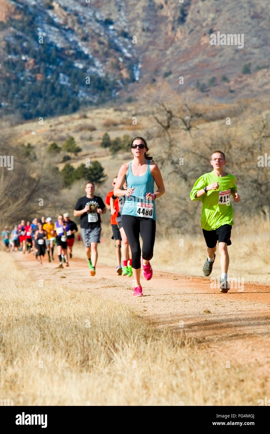 Runners competing in the Pikes Peak Road Runners Winter Series II race