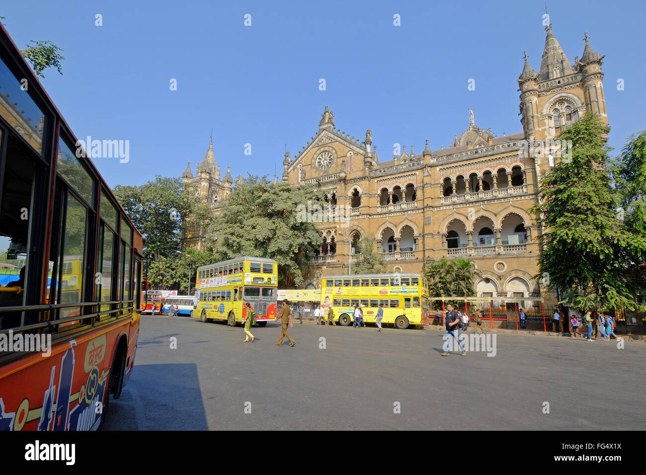 Railway station Chhatrapati Shivaji Terminus (CST) , formerly known as Victoria Terminus, one of Mumbai's most famous buildings Stock Photo