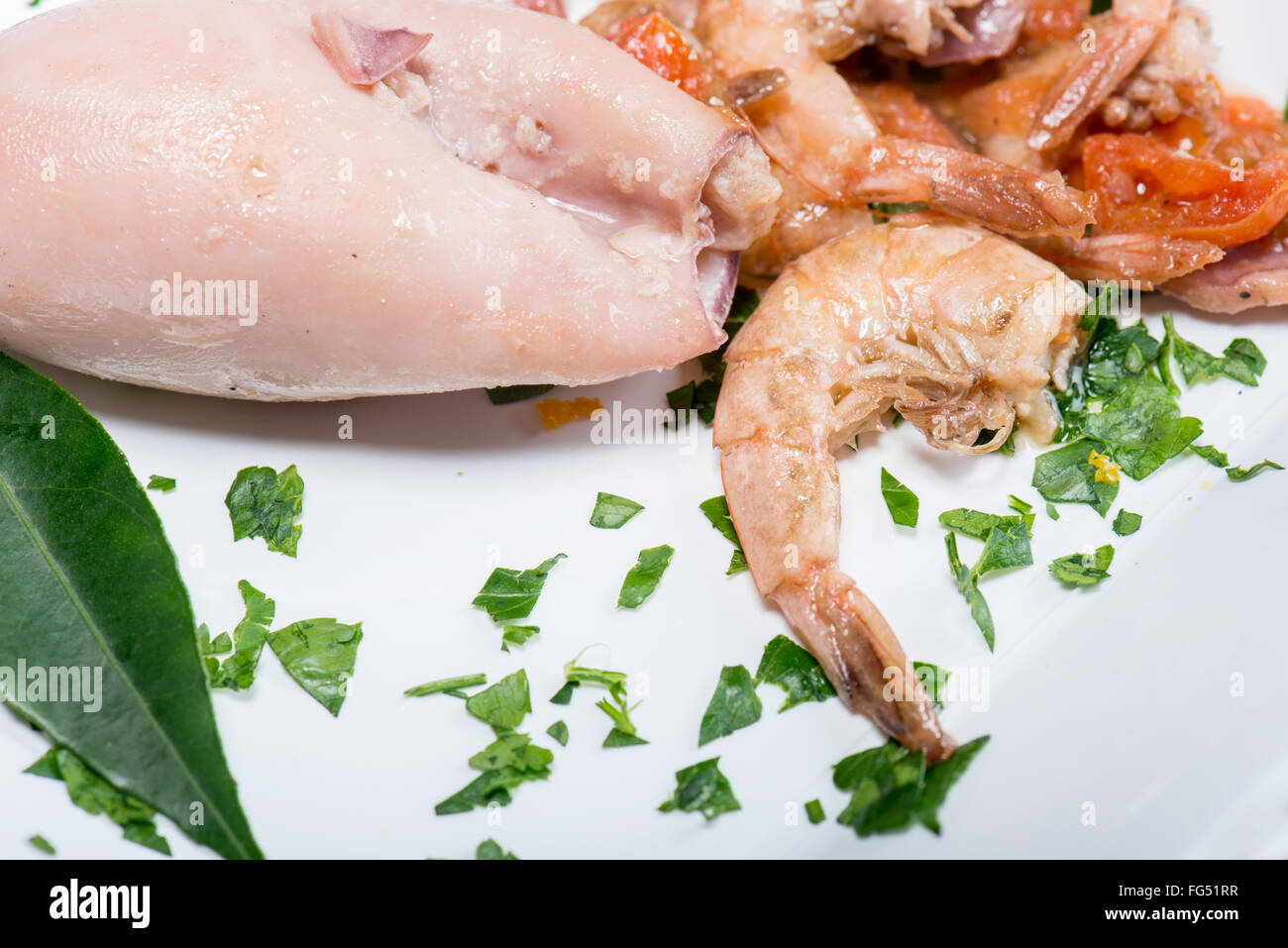 Stuffed squid fried with shrimp Stock Photo - Alamy