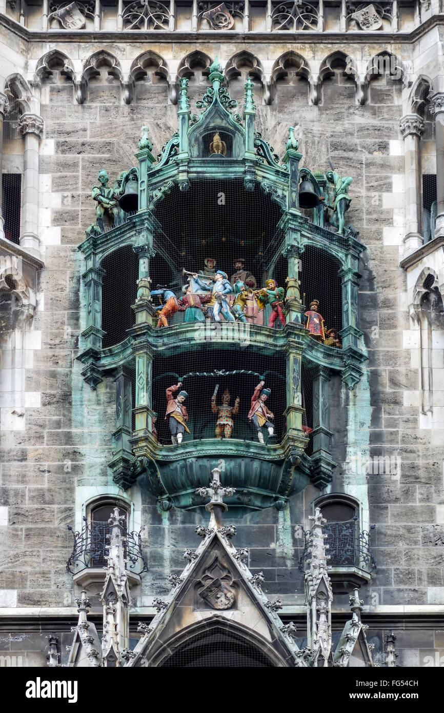 The RathausGlockenspiel in Munich Stock Photo Alamy