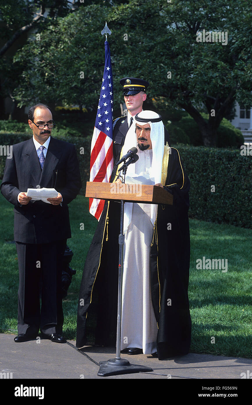 Washington, DC., USA, 28th September, 1990  The Emir of Kuwait Sheik Jaber III Al-Ahmad Al-Jaber Al-Sabah speaks to the press on the South Lawn of the White House during visit after the invasion of Kuwait by Iraq. The war is also known under other names, such as the Persian Gulf War, First Gulf War, Gulf War I, Kuwait War, or the First Iraq War, before the term 'Iraq War' became identified instead with the 2003 Iraq War (also referred to in the U.S. as 'Operation Iraqi Freedom'). Credit: Mark Reinstein Stock Photo