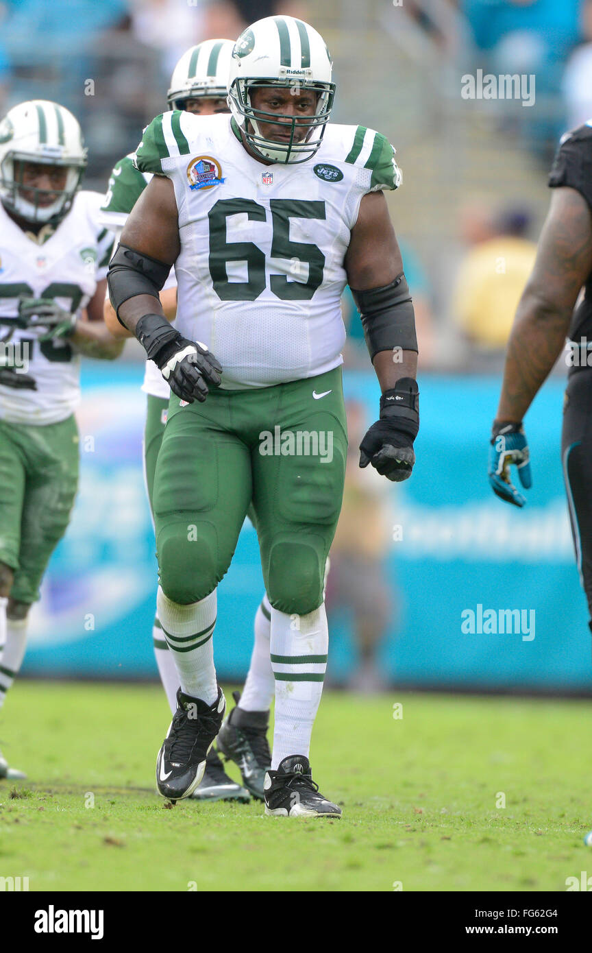 Jacksonville, FL, USA. 9th Dec, 2012. New York Jets guard Brandon Moore (65) during an NFL game against the Jacksonville Jaguars at EverBank Field on Dec 9, 2012 in Jacksonville, Florida. The Jets won 17-10.ZUMA Press/Scott A. Miller. © Scott A. Miller/ZUMA Wire/Alamy Live News Stock Photo