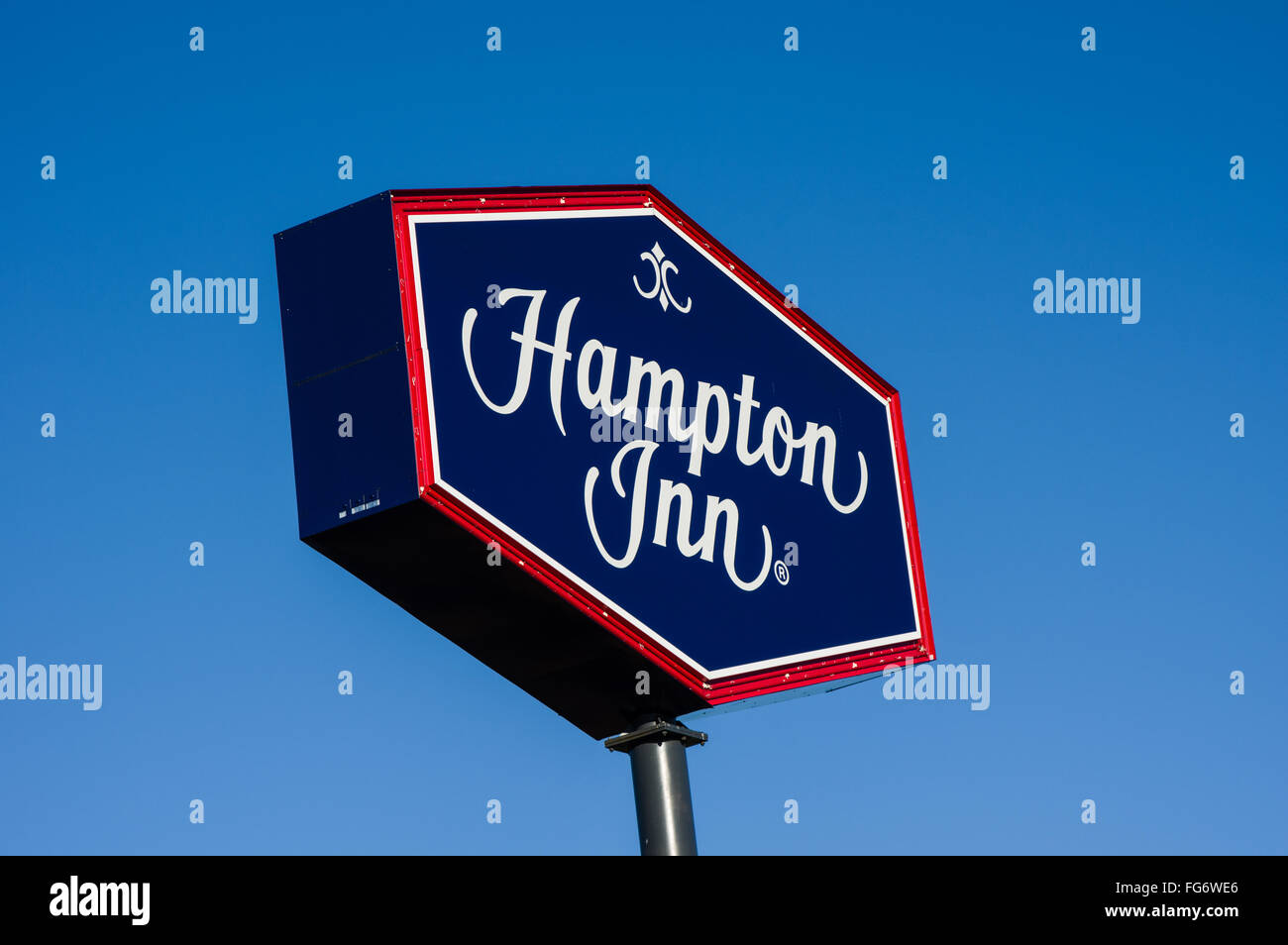 Hampton inn logo hi-res stock photography and images - Alamy