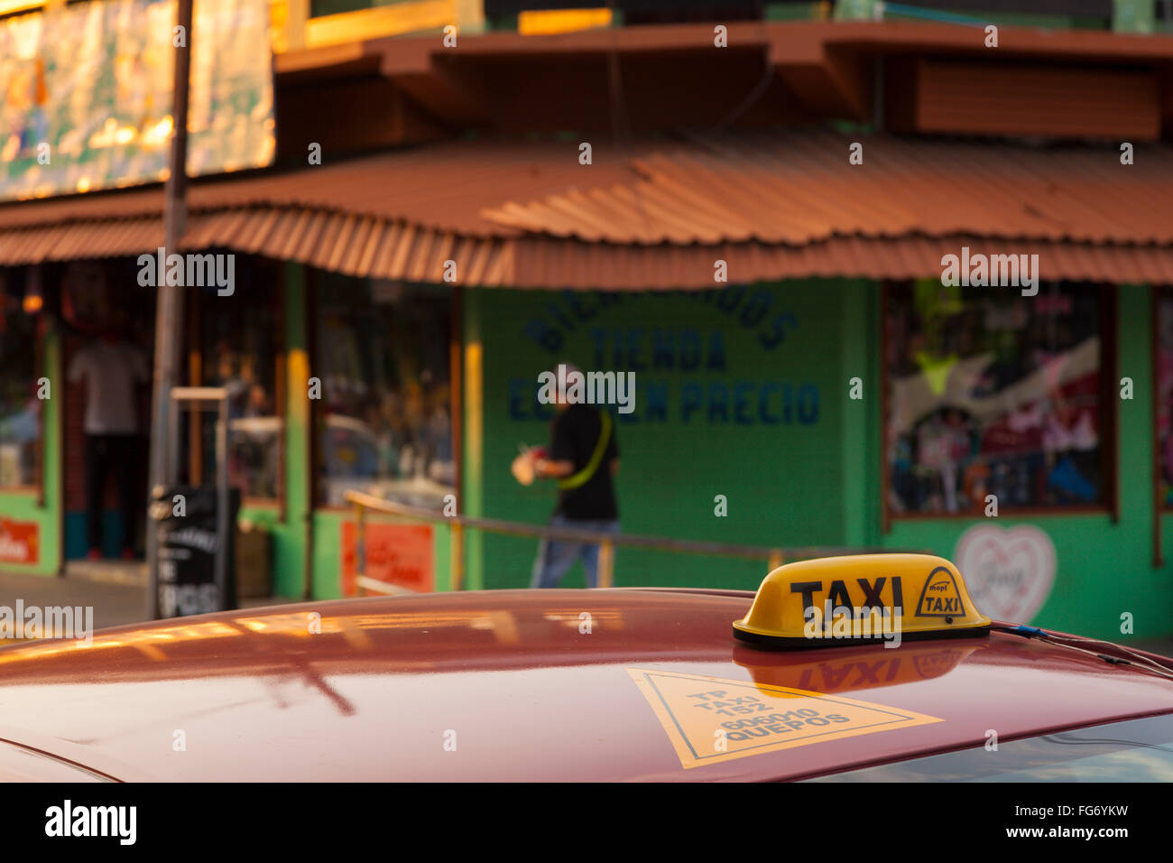Quepos sign hires stock photography and images Alamy