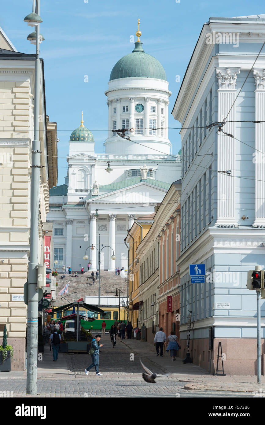 Helsinki Lutheran Cathedral and Senate Square from Market Square (Kauppatori), Helsinki, Uusimaa Region, Republic of Finland Stock Photo