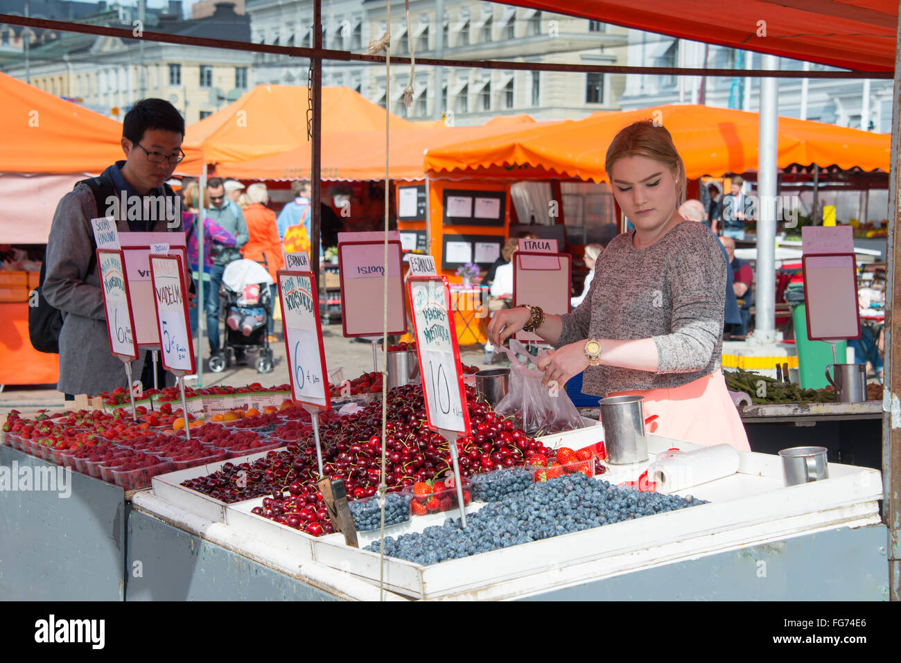 Fresh fruit stall, Market Square (Kauppatori), Helsinki, Uusimaa Region, Republic of Finland Stock Photo