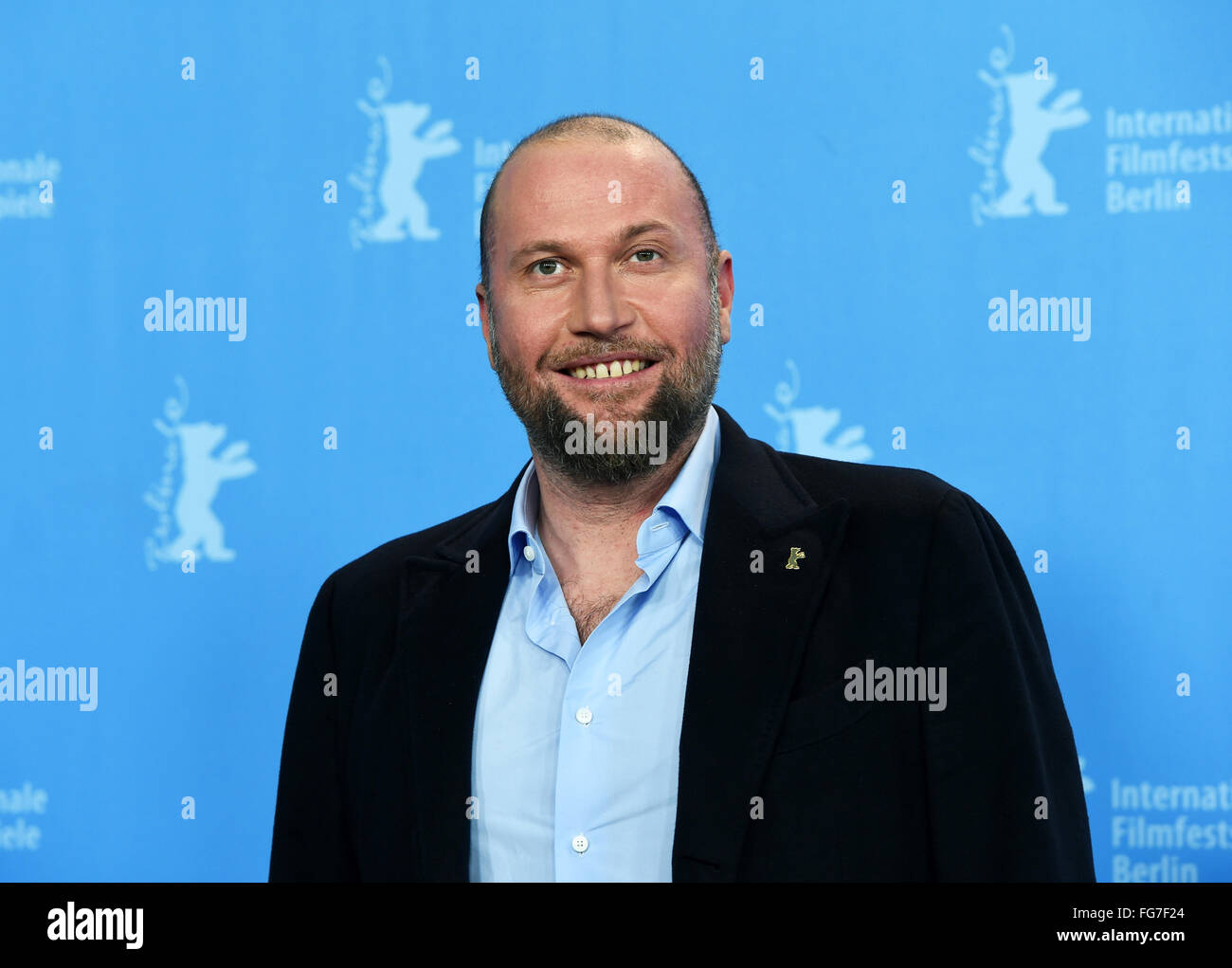 Berlin, Germany. 11th Feb, 2016. 66th International Film Festival in Berlin, Germany, 11 February 2016. Photo call 'Des nouvelles de la planete Mars' ('News from planet Mars'): Actor Francois Damiens. The film runs in Berlinale section Competition (not in competition). The Berlinale runs from 11 February to 21 February 2016. Photo: Jens Kalaene/dpa/Alamy Live News Stock Photo