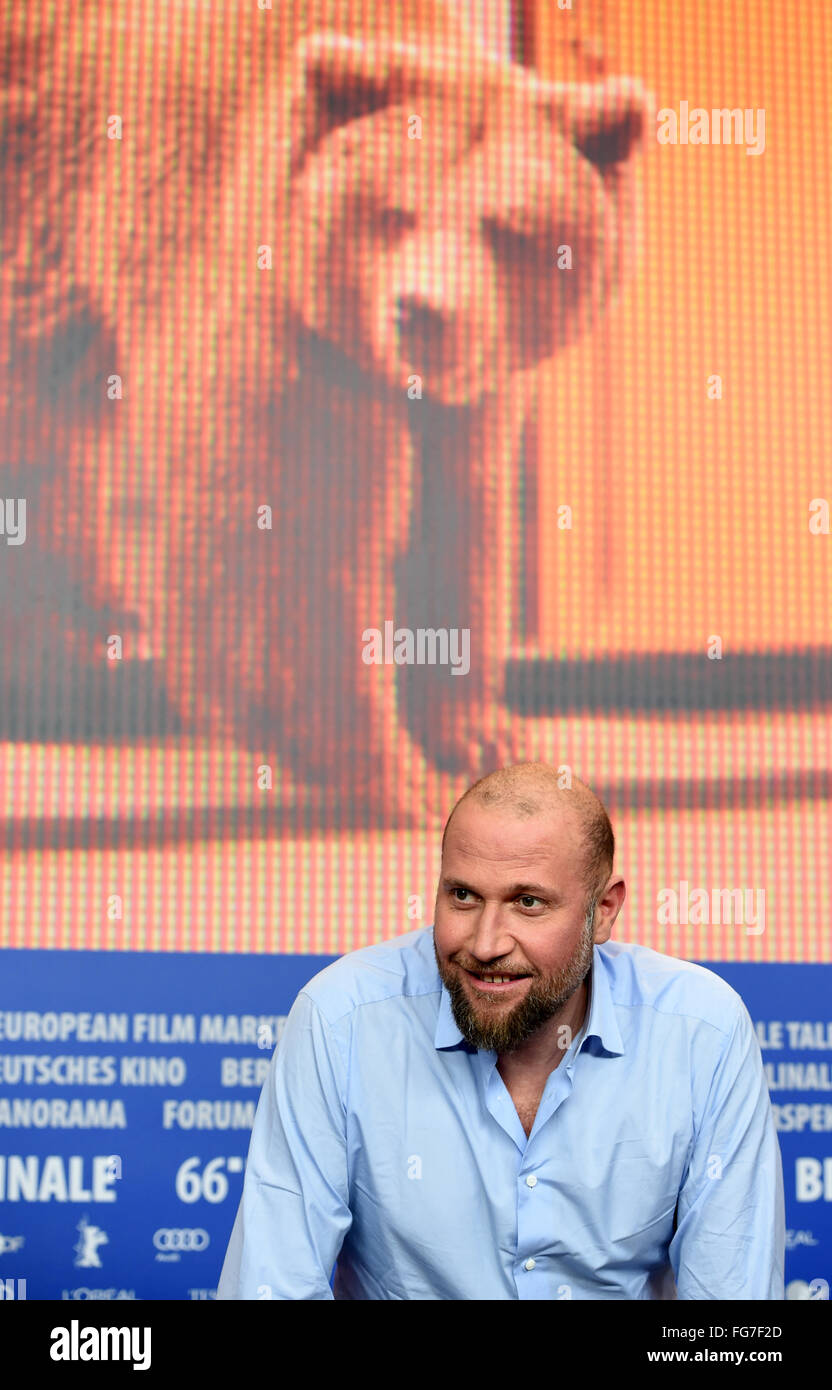 Berlin, Germany. 11th Feb, 2016. 66th International Film Festival in Berlin, Germany, 11 February 2016. Press conference 'Des nouvelles de la planete Mars' ('News from planet Mars'): Actor Francois Damiens. The film runs in Berlinale section Competition (not in competition). The Berlinale runs from 11 February to 21 February 2016. Photo: Jens Kalaene/dpa/Alamy Live News Stock Photo