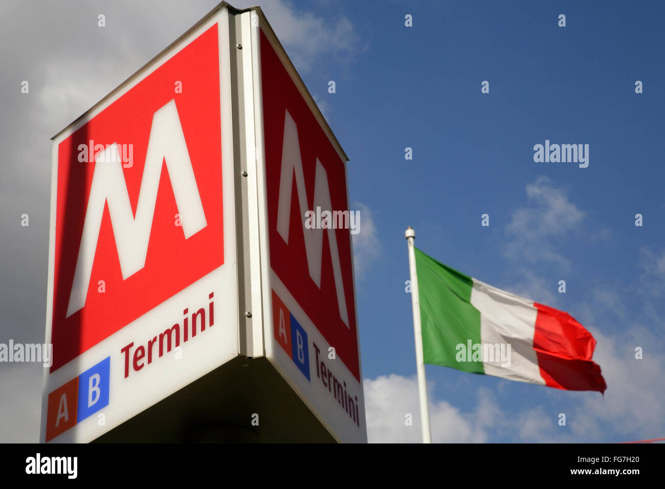 Sign for the Rome Metro system at the central Termini station, Italy Stock Photo