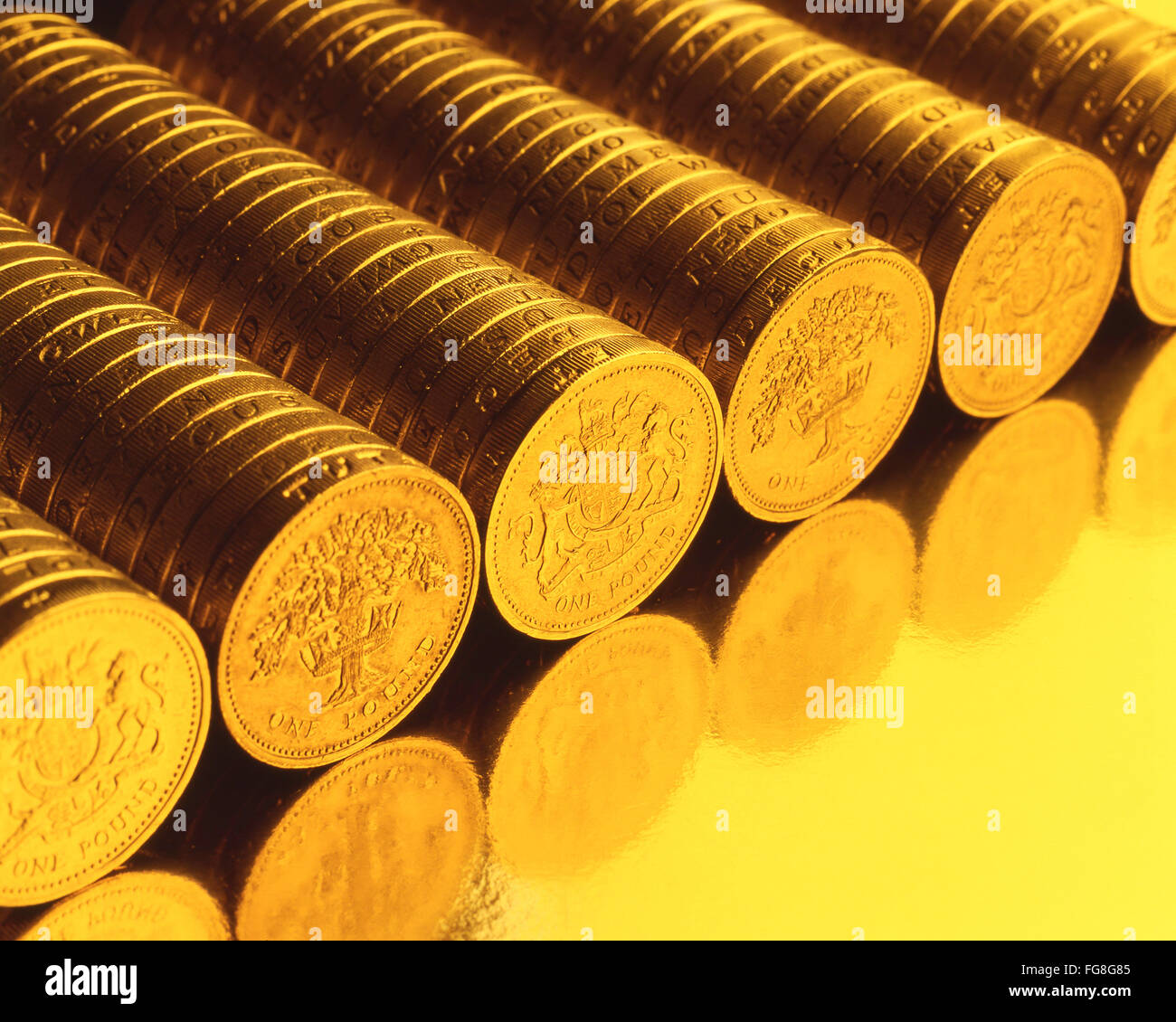 Circulation coins hi-res stock photography and images - Alamy