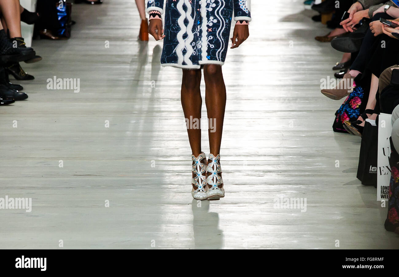 Model walking down the catwalk at London Fashion Weekend 2015 showcasing Peter Pilotto outfit Stock Photo