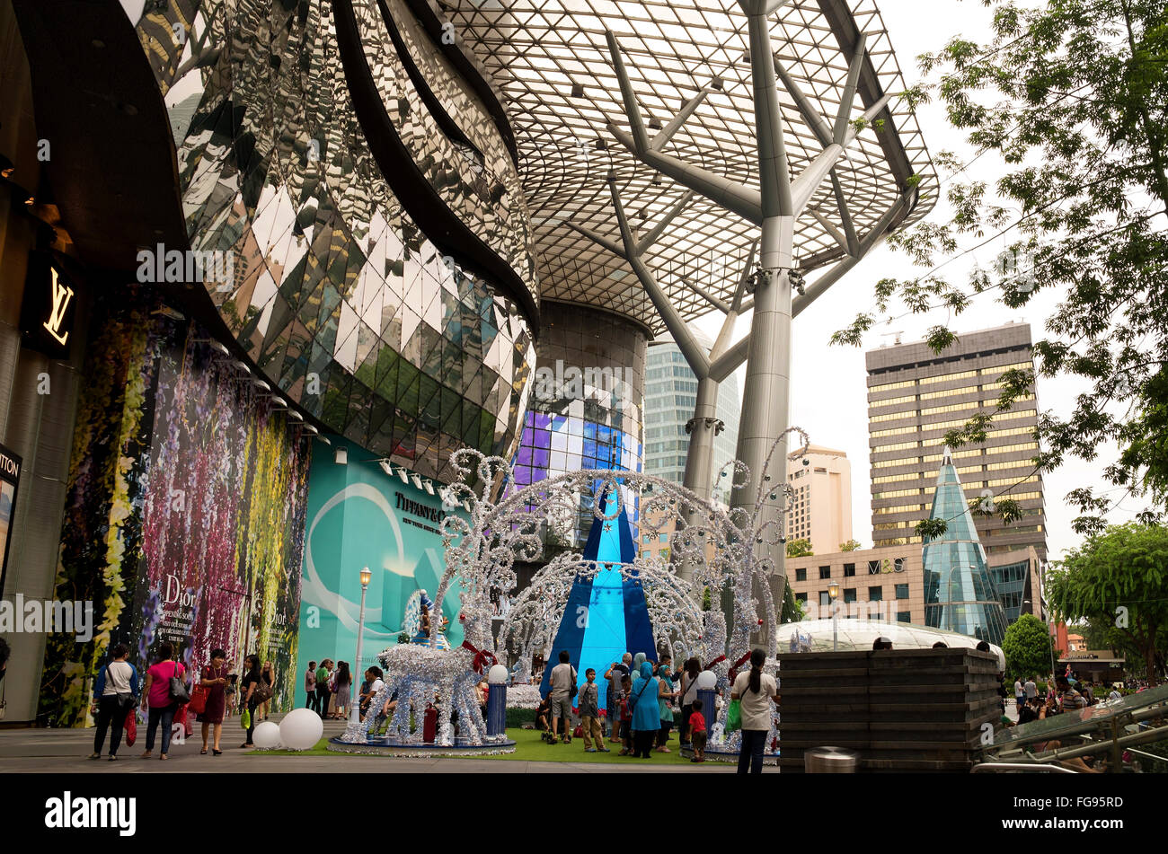 Singapore-January 2016 , walking people and christmas decoration on Orchard Road , main and exlusive street in Singapore.Editori Stock Photo