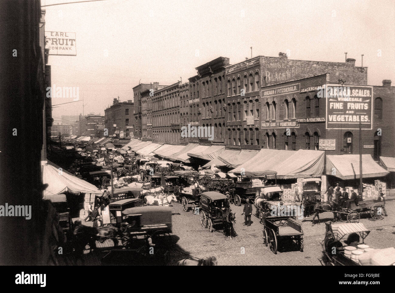 Old South Water Street Chicago 2529 Stock Photo Alamy