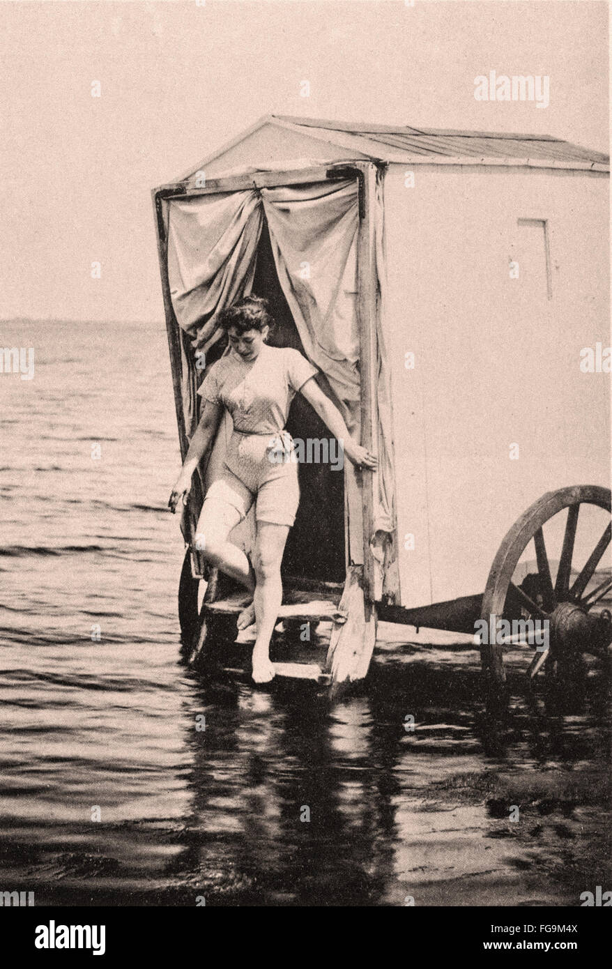 Victorian Bathing Machines - Bath carts - Victorian Era Stock Photo