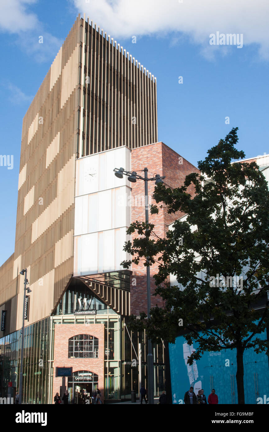 Waterstones liverpool hires stock photography and images Alamy