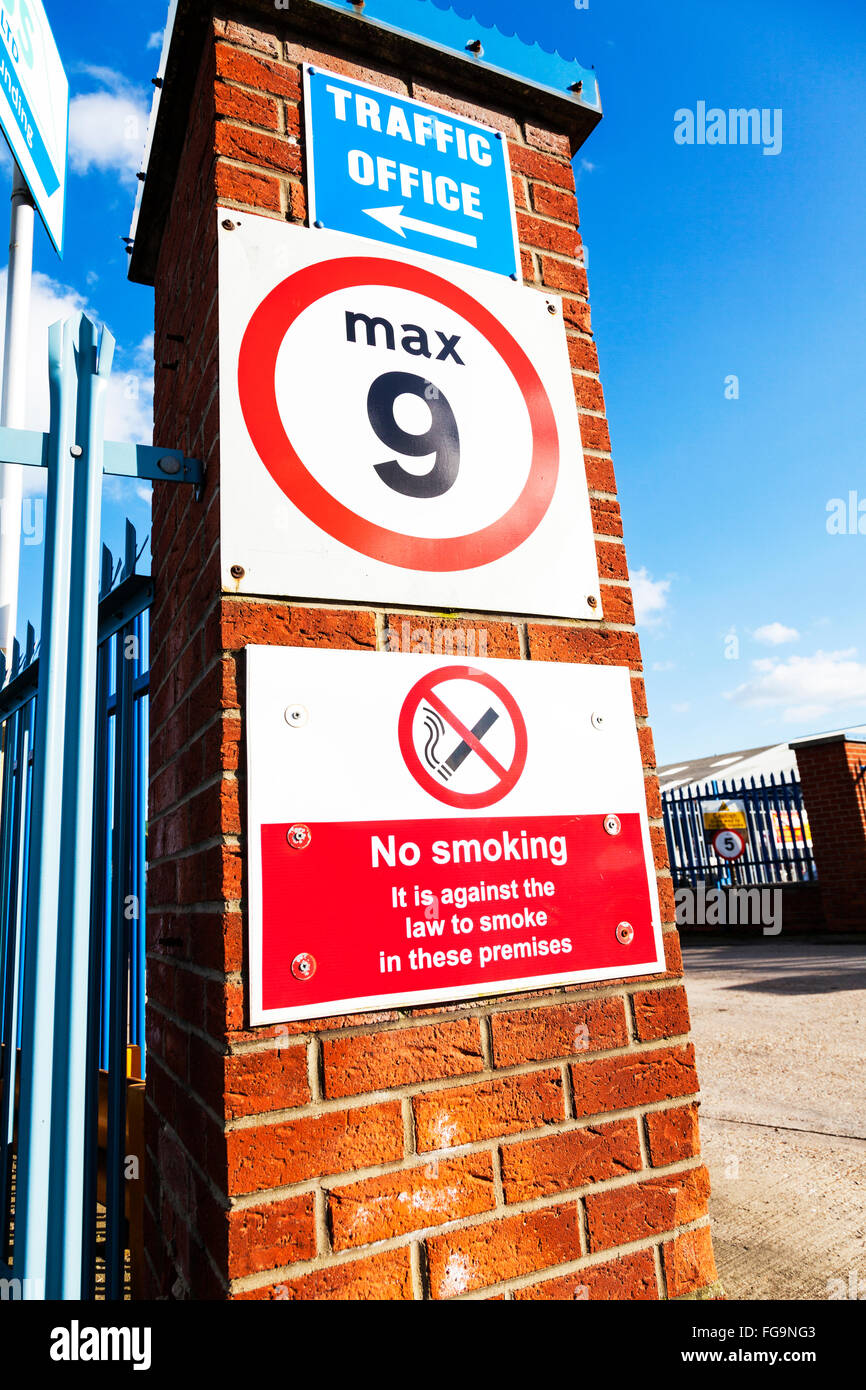 9 mph speed limit max sign warning slow no smoking warning signs