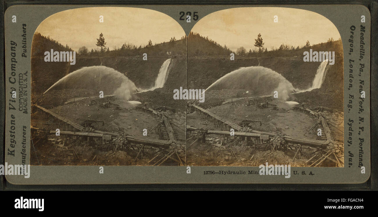 Hydraulic mining, Oregon, U.S.A, by Keystone View Company Stock Photo