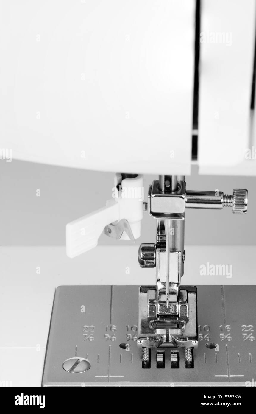 Detail sewing machine needle Black and White Stock Photos & Images - Alamy