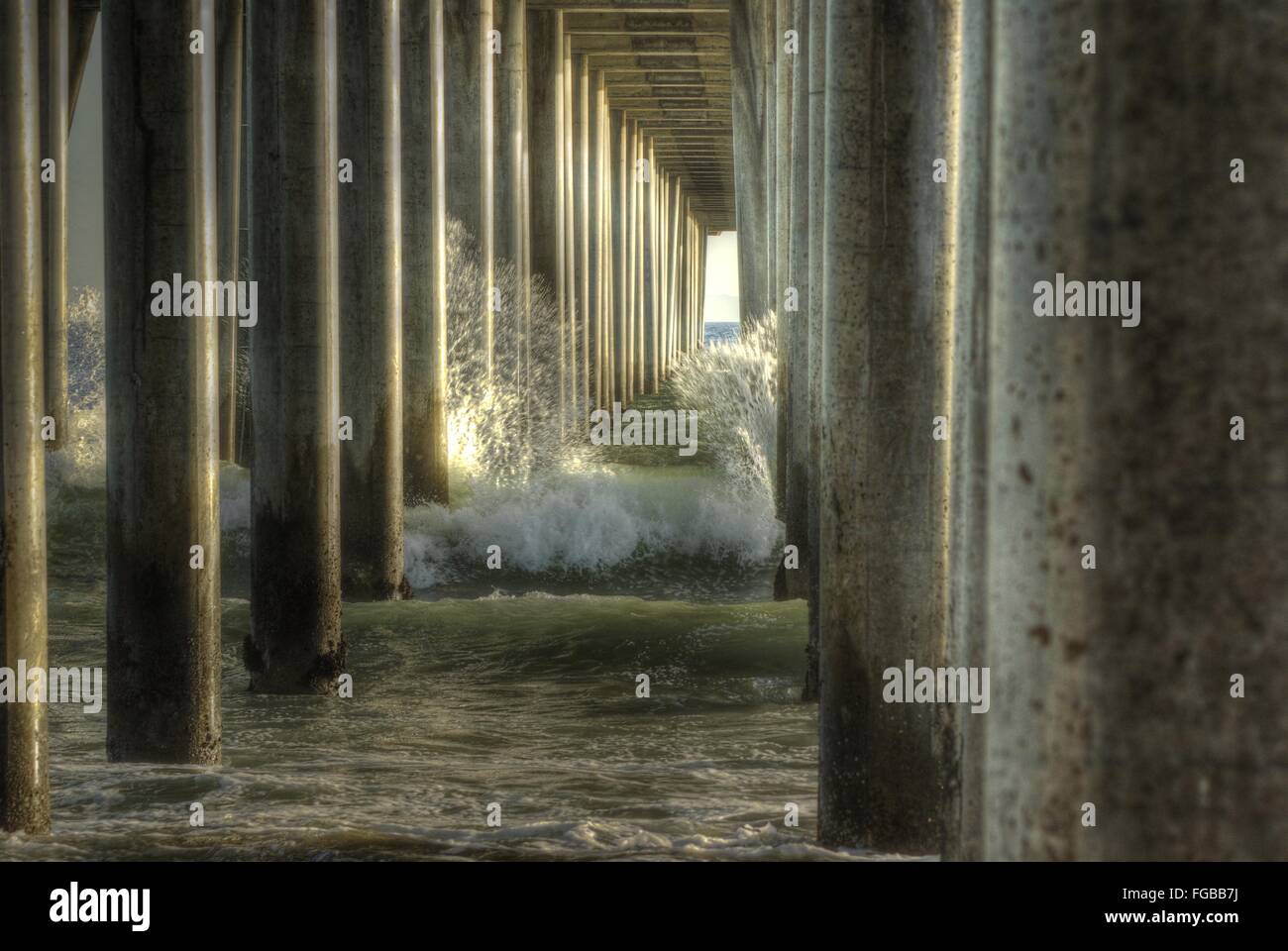 Column Wave High Resolution Stock Photography and Images - Alamy