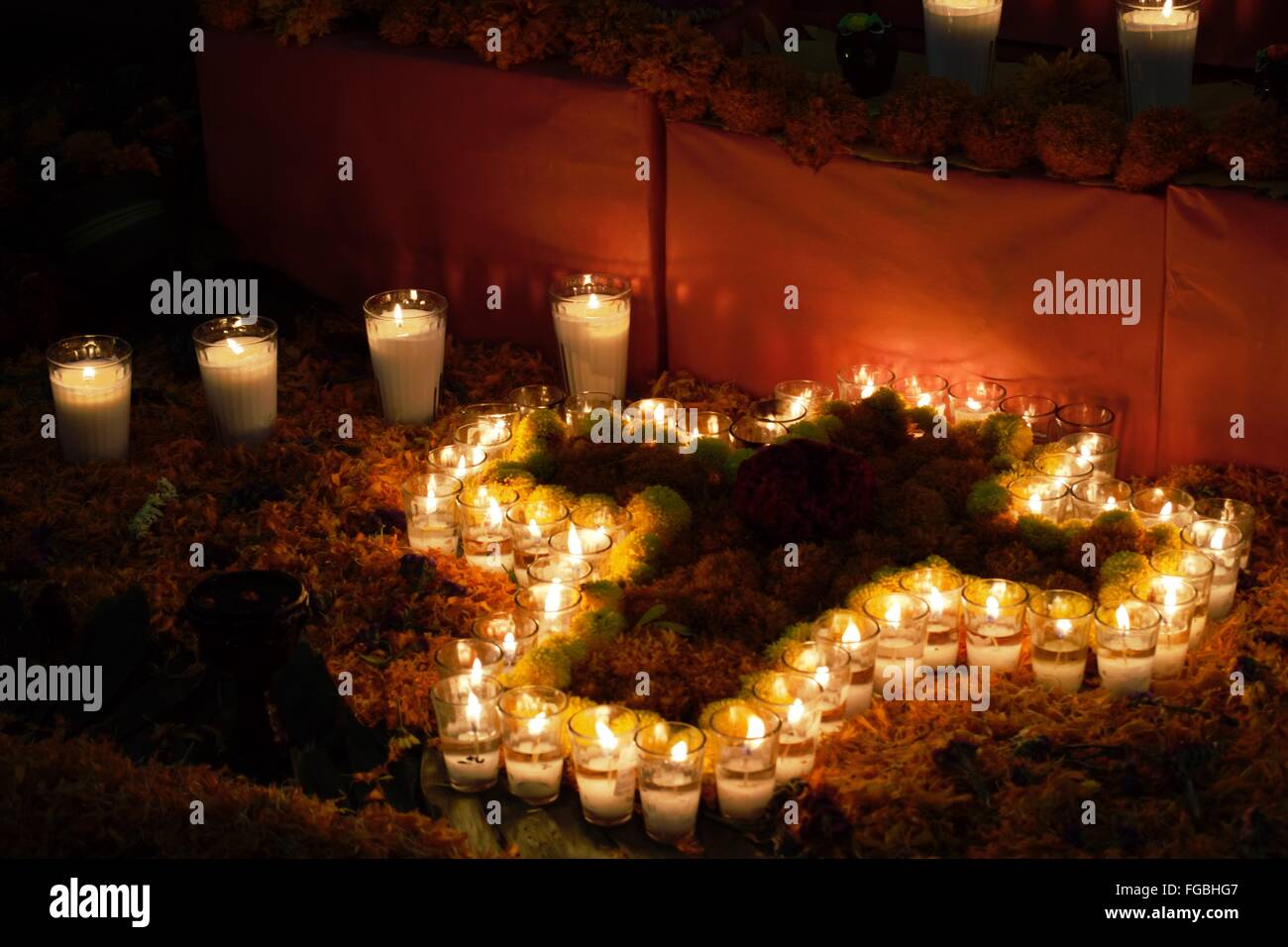 Day of death mexico candles hires stock photography and images Alamy