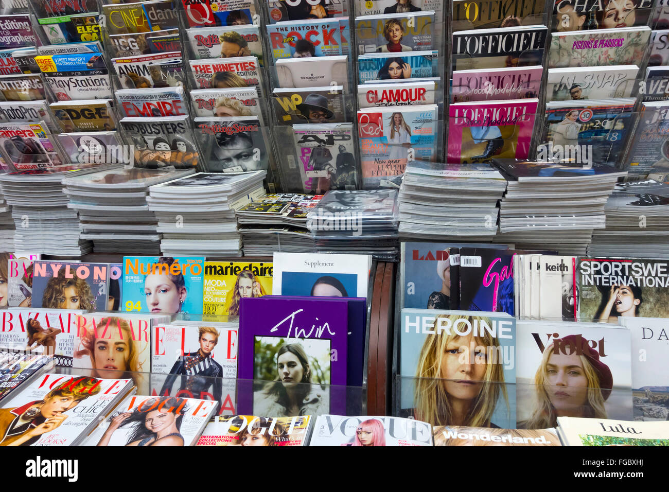 International magazine store in New York City Stock Photo Alamy