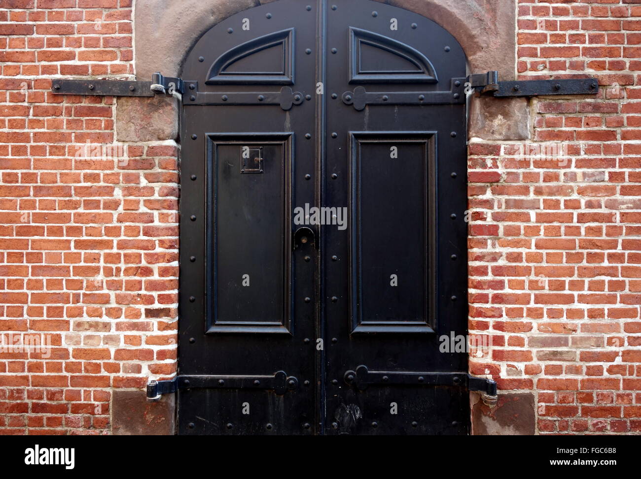 Side entrance of The Basilica of Saint Patrick's Old Cathedral on ...