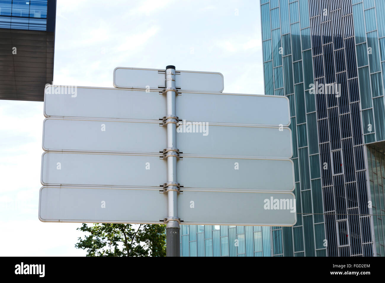 Office building notice board sign hi-res stock photography and images ...